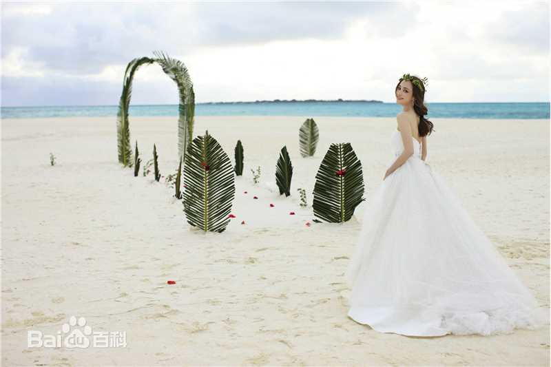 姚笛(Yao Di)最新拍摄杂志大片图集