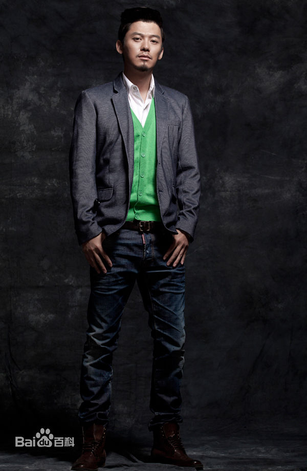 最新芦芳生(Lu Fangsheng)性感图片