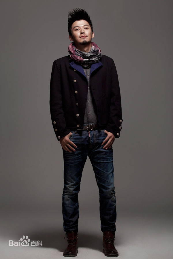 最新芦芳生(Lu Fangsheng)性感图片