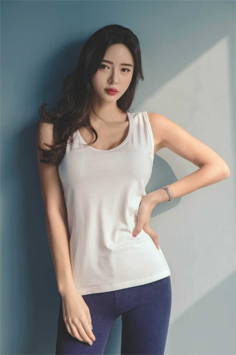 优质韩国网红美女模特高瘦身材曲线性感惹火长腿摄影相册