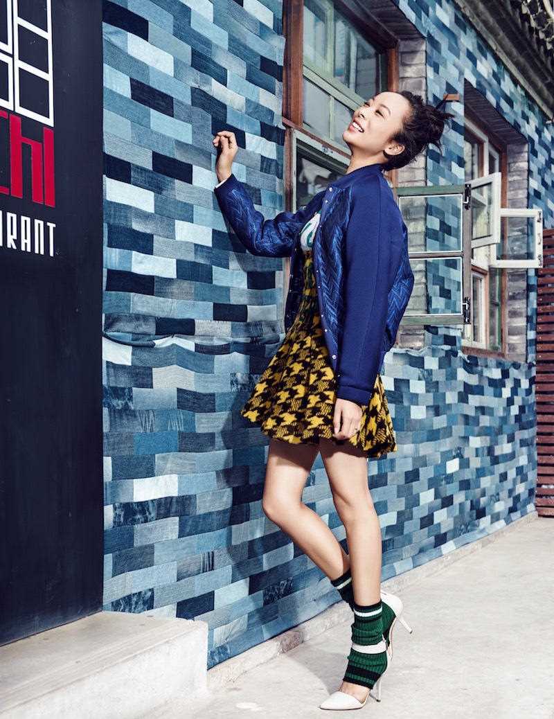 最新童苡萱时尚街拍大片秀迷人大长腿壁纸