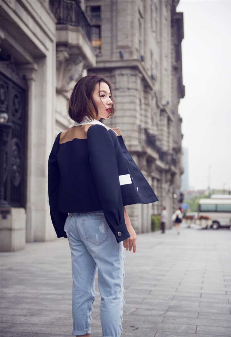 最新短发美女明星王紫伊时尚街拍照壁纸