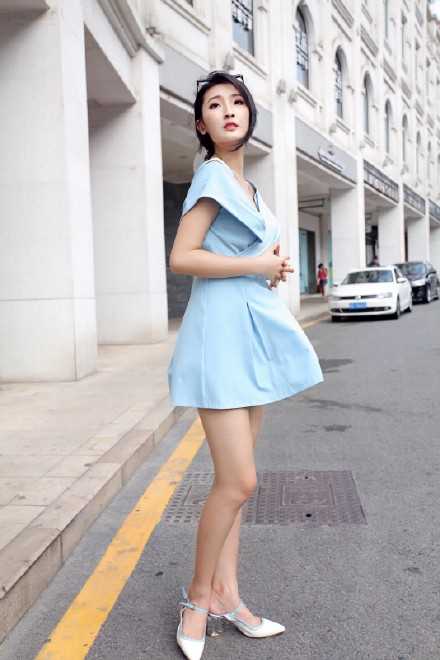 特别专辑长发飘飘美女夏日时尚街拍大片图片