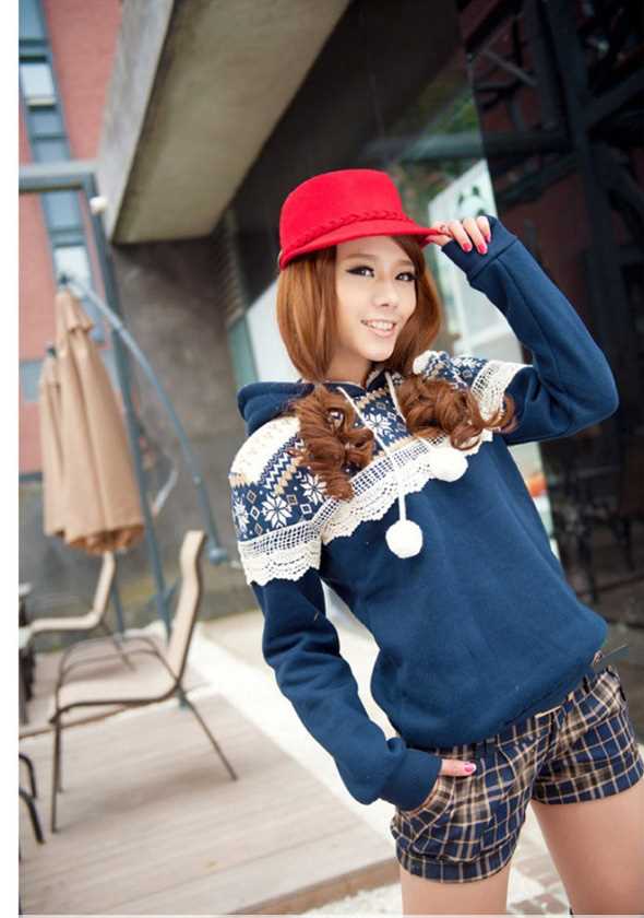 精选冬日袜子短裙美眉时尚街拍照图册