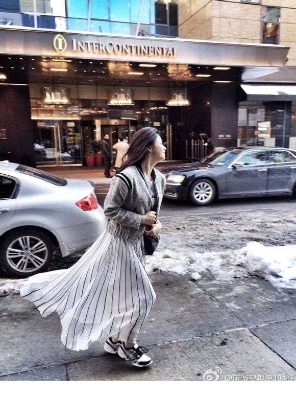 特别专辑内地女演员蒋欣时尚范十足图片