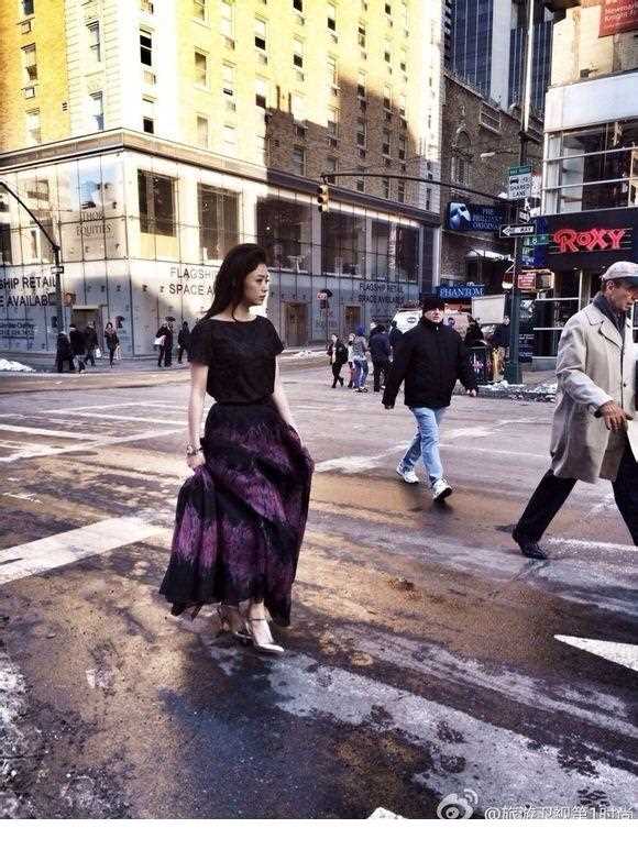 特别专辑内地女演员蒋欣时尚范十足图片