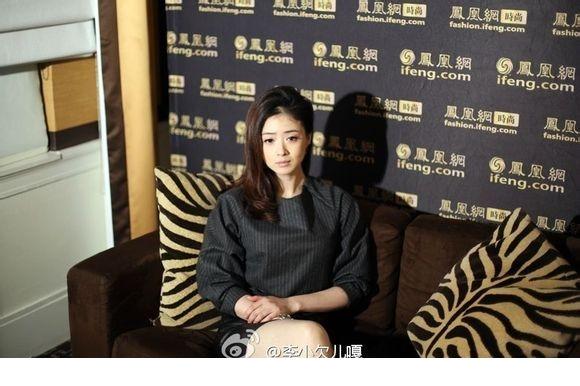 特别专辑内地女演员蒋欣时尚范十足图片