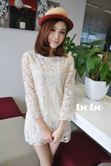 最新时尚女生初春潮装迷人写照壁纸