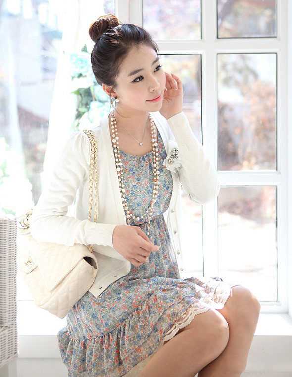 特别专辑潮流美女夏日时尚穿搭街拍图片