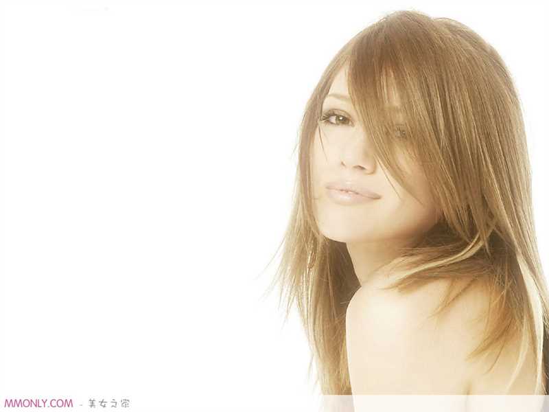 特别专辑外国美女模特时尚比基尼写照