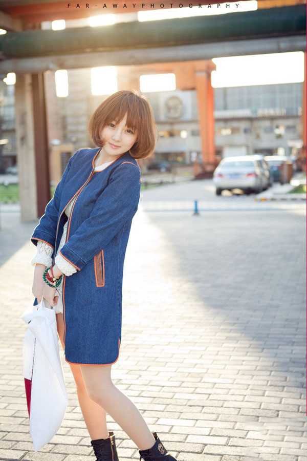 特别专辑街拍甜美女生时尚秀图片