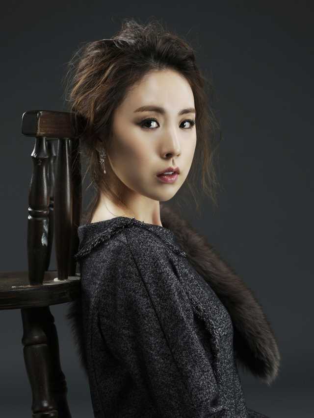 最全韩国美女简美妍时尚大片壁纸