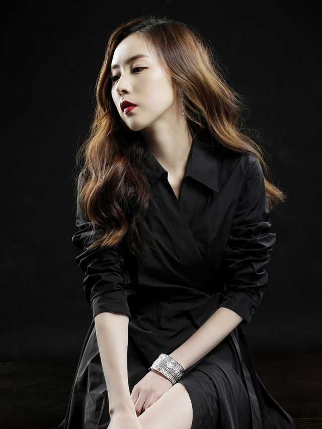 最全韩国美女简美妍时尚大片壁纸