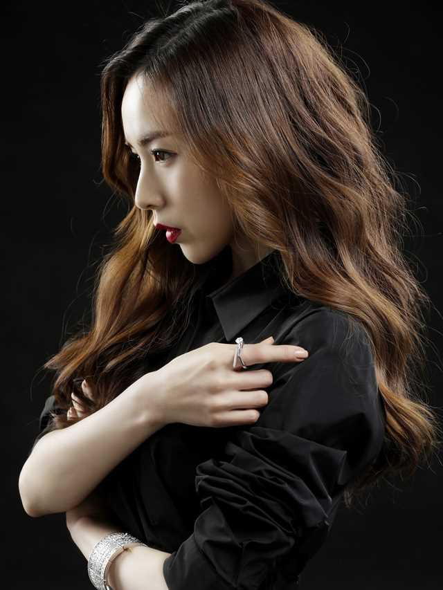 最全韩国美女简美妍时尚大片壁纸