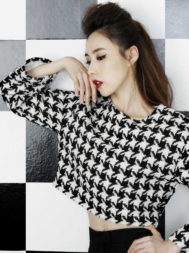 最全韩国美女简美妍时尚大片壁纸