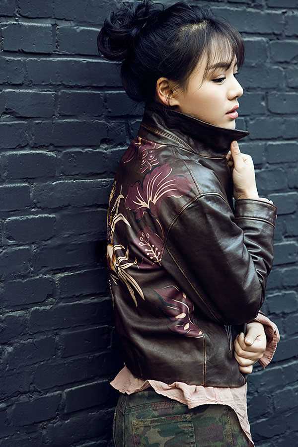 最新美女明星马思纯时尚街拍大片壁纸