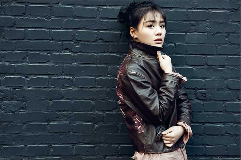 最新美女明星马思纯时尚街拍大片壁纸