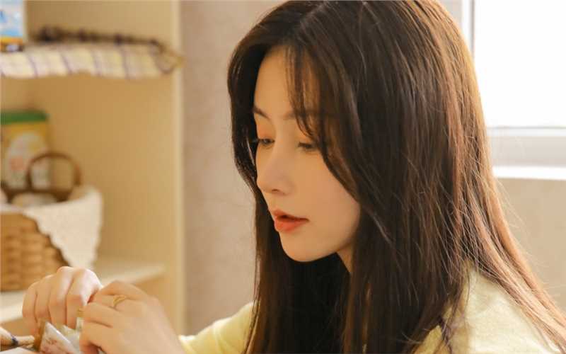 优质清纯校花气质清纯性格文静水盈盈杏眸令人心生怜爱美女图片相册