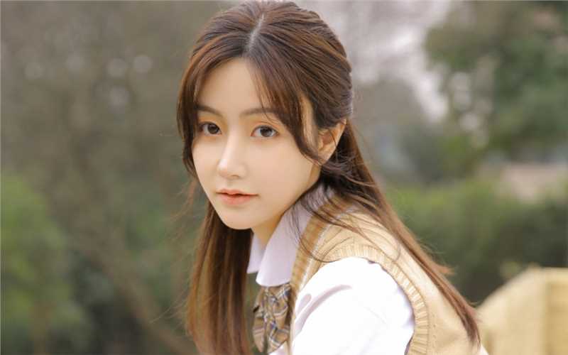 优质清纯校花气质清纯性格文静水盈盈杏眸令人心生怜爱美女图片相册