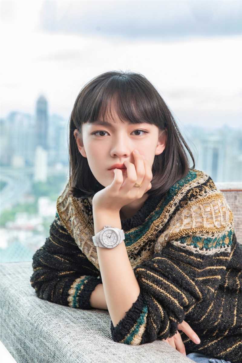 最新冷酷女孩文淇素颜清纯养眼小清新时尚休闲图片图集
