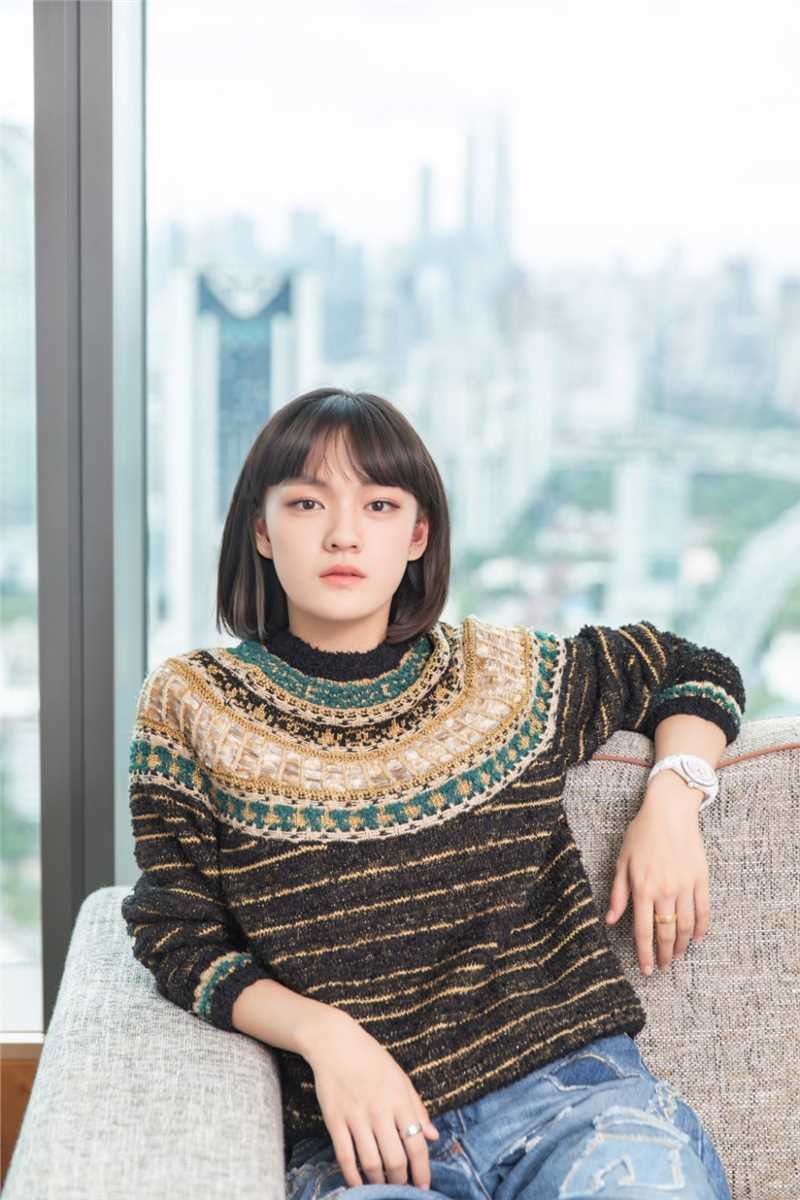 最新冷酷女孩文淇素颜清纯养眼小清新时尚休闲图片图集