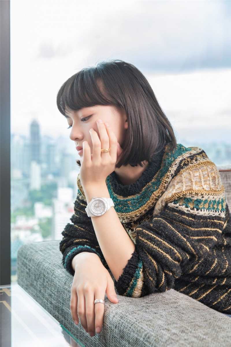 最新冷酷女孩文淇素颜清纯养眼小清新时尚休闲图片图集