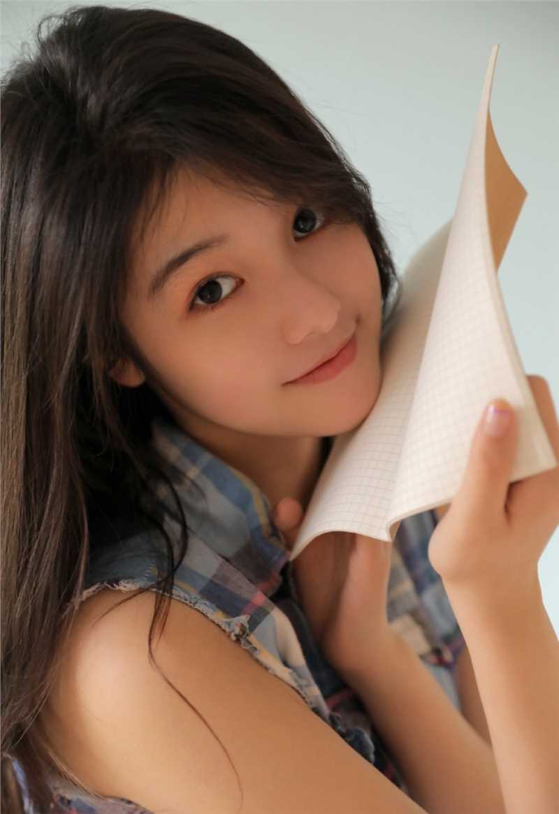 特别专辑俏皮活力衬衫美女大眼瓜子脸天然可爱清纯萌妹诱人图片