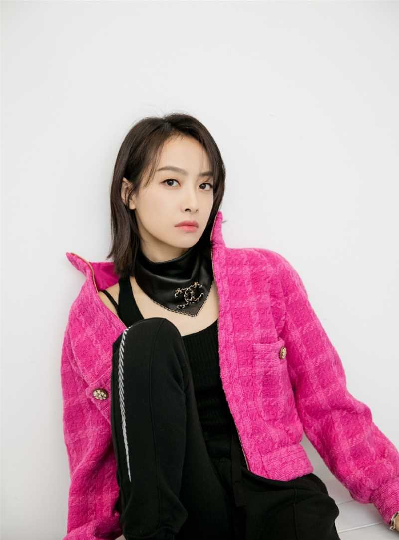 优质短发美女宋茜潮流时尚搭配冷酷图片相册