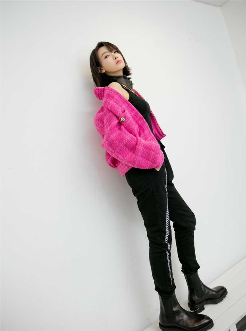 优质短发美女宋茜潮流时尚搭配冷酷图片相册