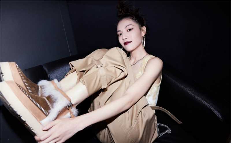 高清邪魅美女钟楚曦帅气叛逆不羁风格时尚图片图集