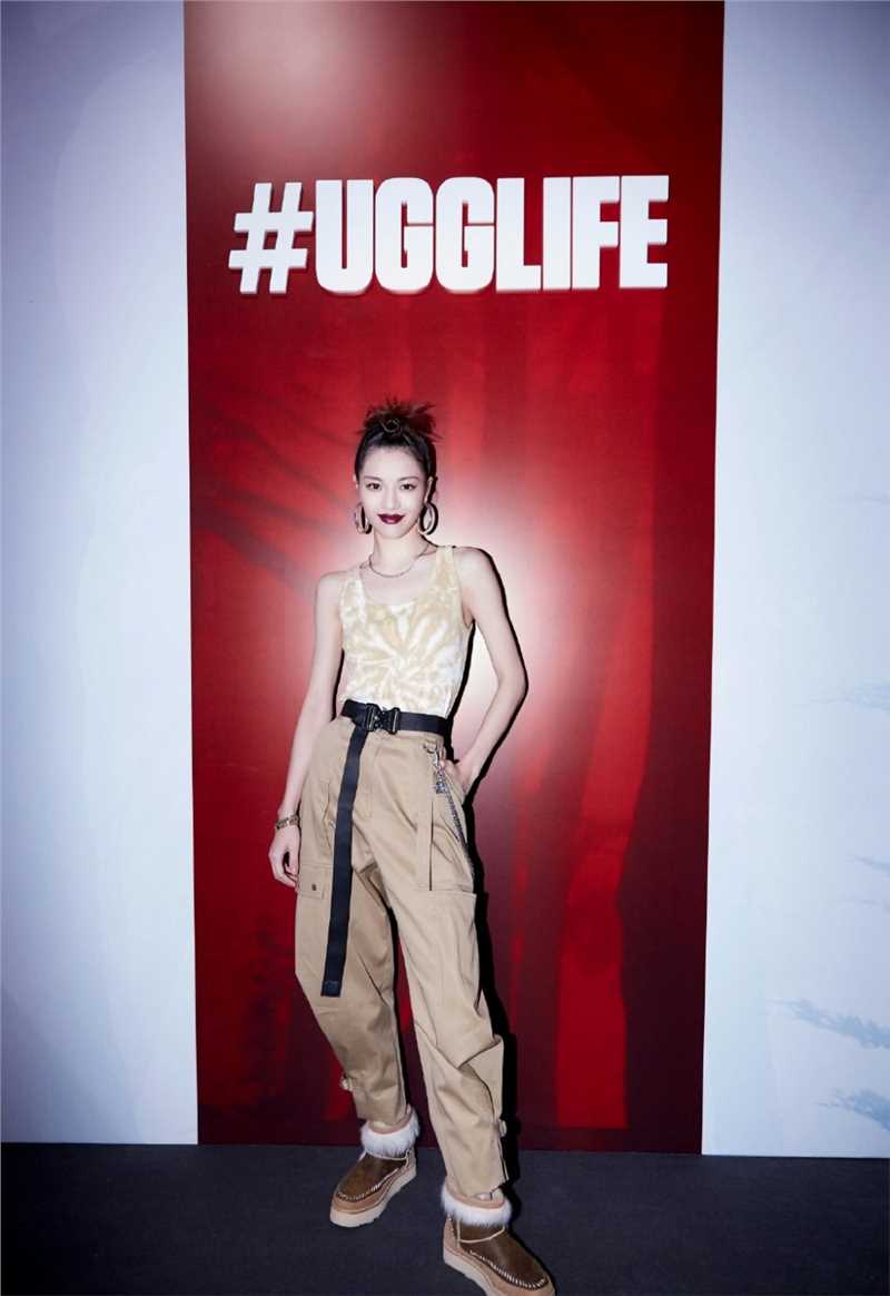 高清邪魅美女钟楚曦帅气叛逆不羁风格时尚图片图集