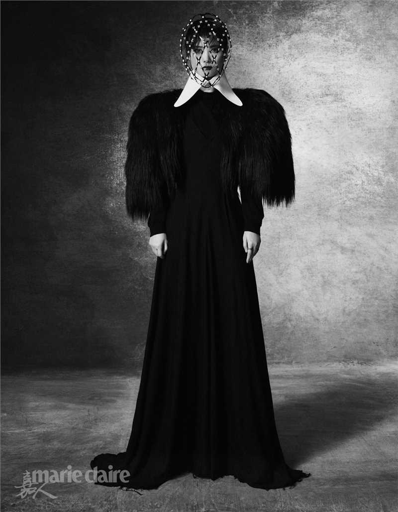 优质冷酷黑童话美女李宇春惊艳魅惑时尚风格杂志图片图片