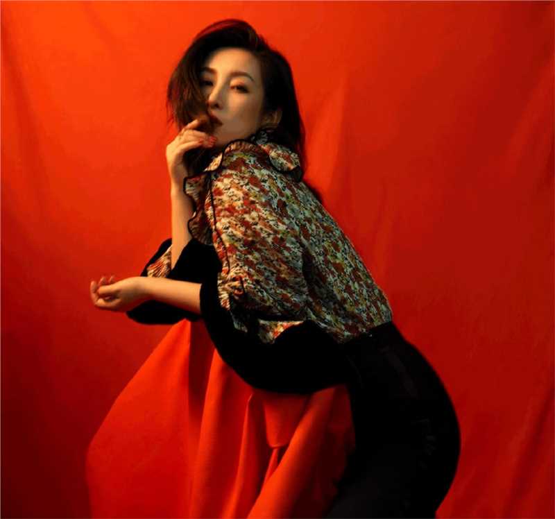 特别专辑复古成熟美女秦海璐香艳梦幻贵妇时尚图片图片