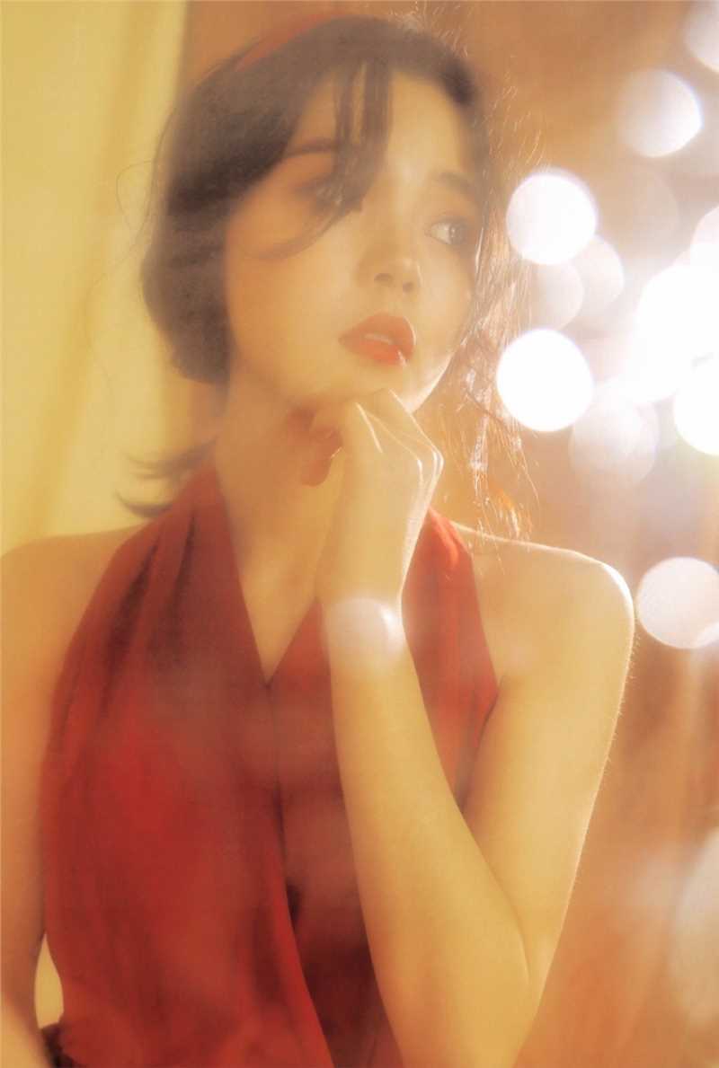 最新极品优雅女人性感妩媚复古女人朦胧美妩媚美女辣图壁纸