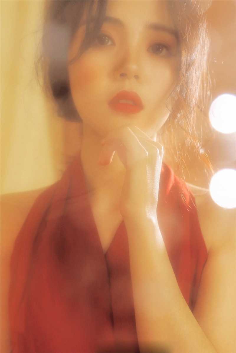 最新极品优雅女人性感妩媚复古女人朦胧美妩媚美女辣图壁纸