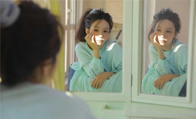 高清单马尾可爱少女清纯养眼内衣小妹图片图集