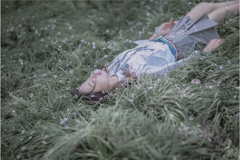 优质日系长发美女清纯养眼户外人像摄影图片相册