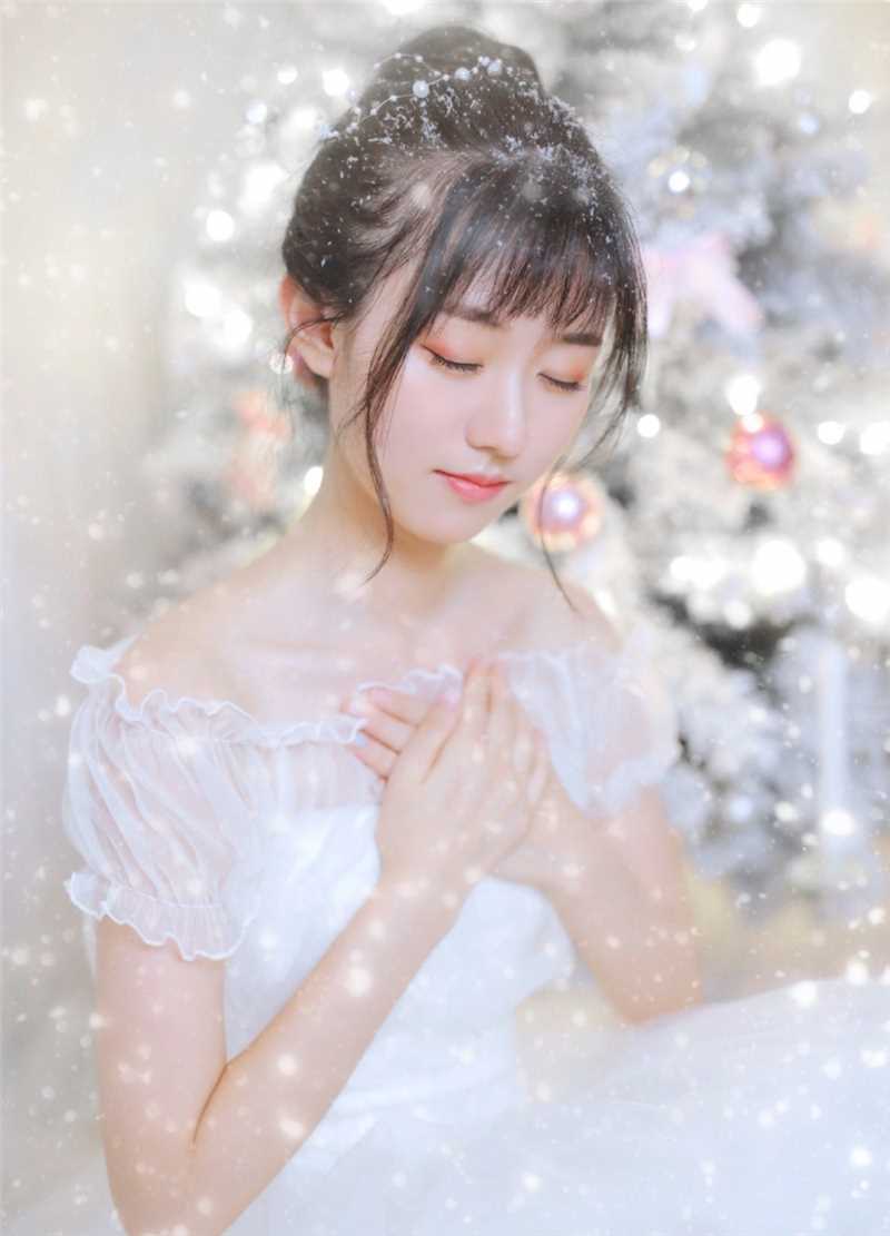 特别专辑桃花眼青涩勾人的甜美女孩透视蕾丝裙养眼妹子图