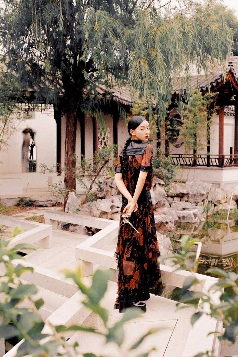 最全古装美女吴谨言园林唯美梦幻空灵气质明星壁纸