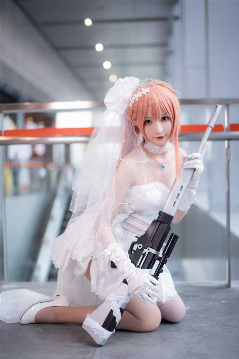 最新婚纱美女白丝大长腿cosplay丰臀细腰人体艺术图集