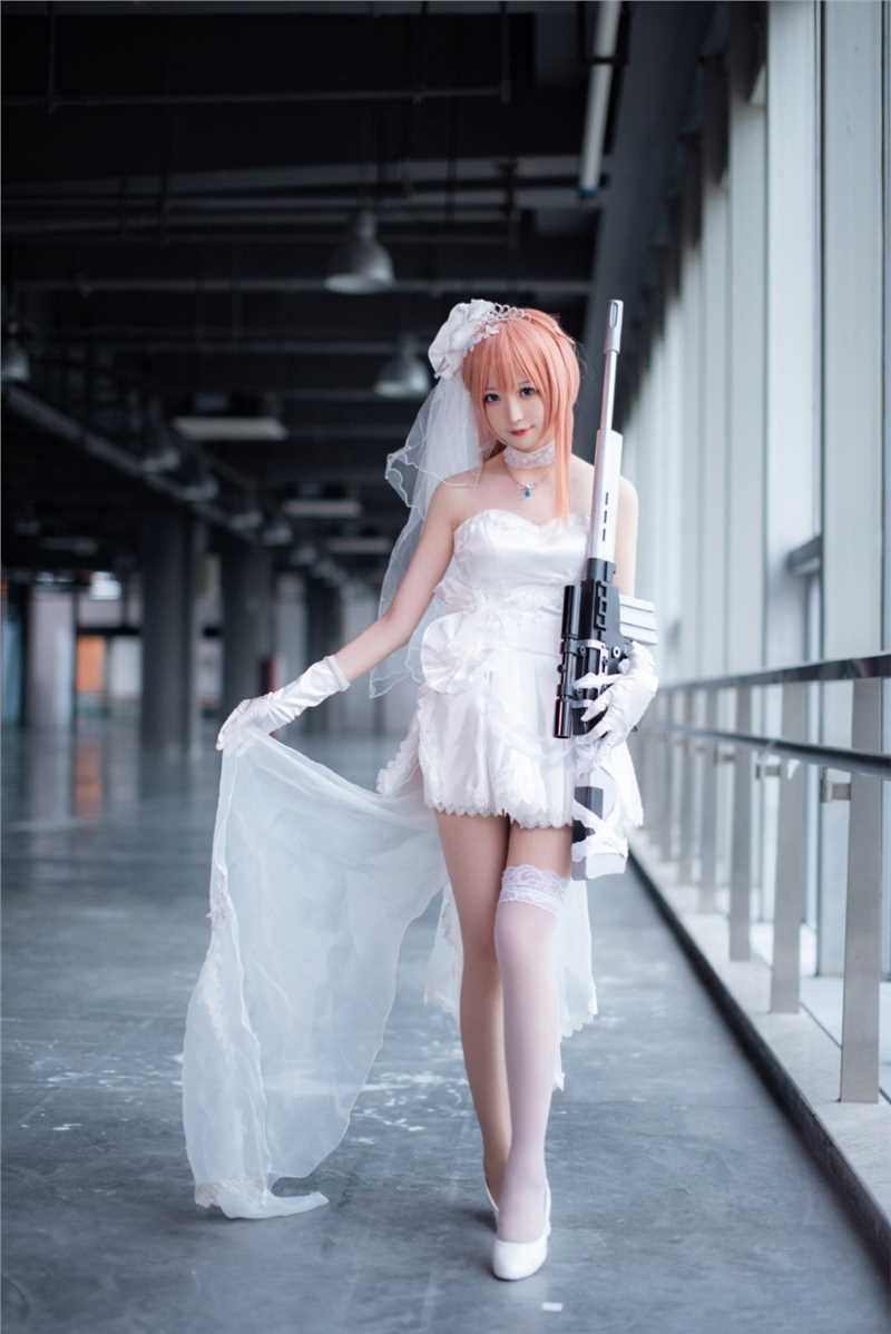 最新婚纱美女白丝大长腿cosplay丰臀细腰人体艺术图集