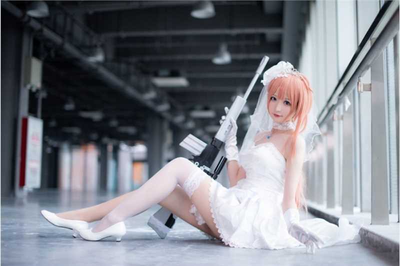 最新婚纱美女白丝大长腿cosplay丰臀细腰人体艺术图集