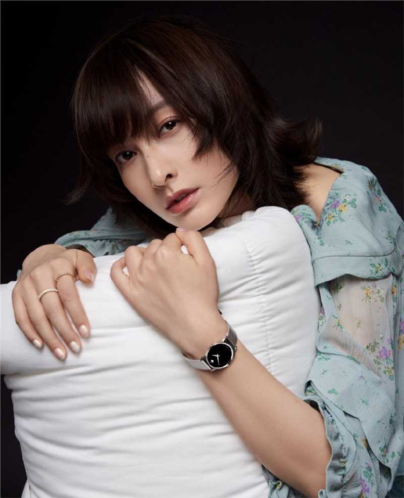 精选短发美女吴昕未来风格时尚杂志图片图册