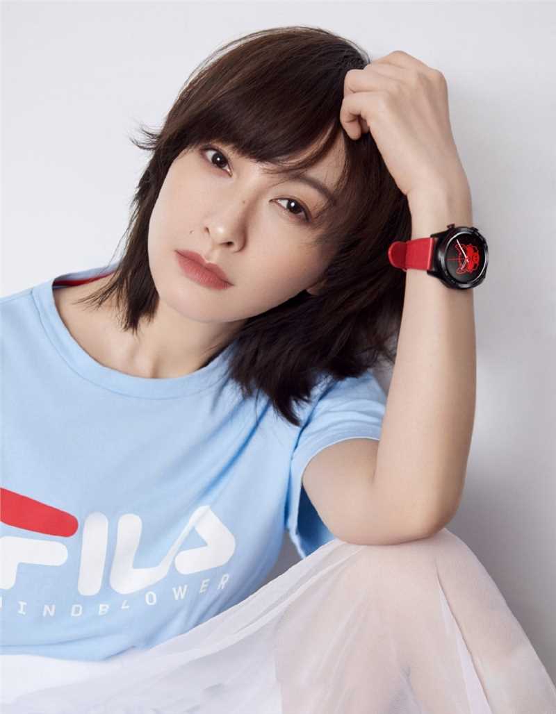 精选短发美女吴昕未来风格时尚杂志图片图册