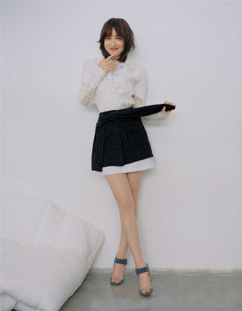 精选短发美女吴昕未来风格时尚杂志图片图册