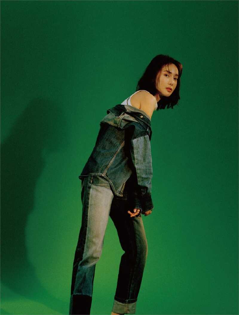 最全个性美女金晨时尚机车风杂志图片壁纸