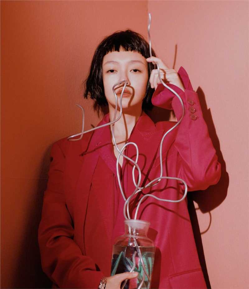 优质短发美女徐熙媛惹火艺术时尚杂志个人图片图片