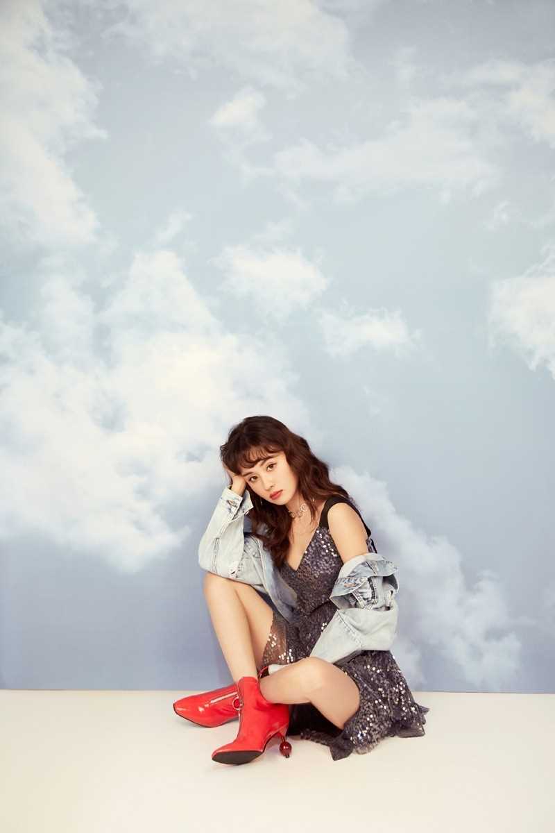 高清复古时尚美女郑合惠子成熟御姐亮片长裙图片图集