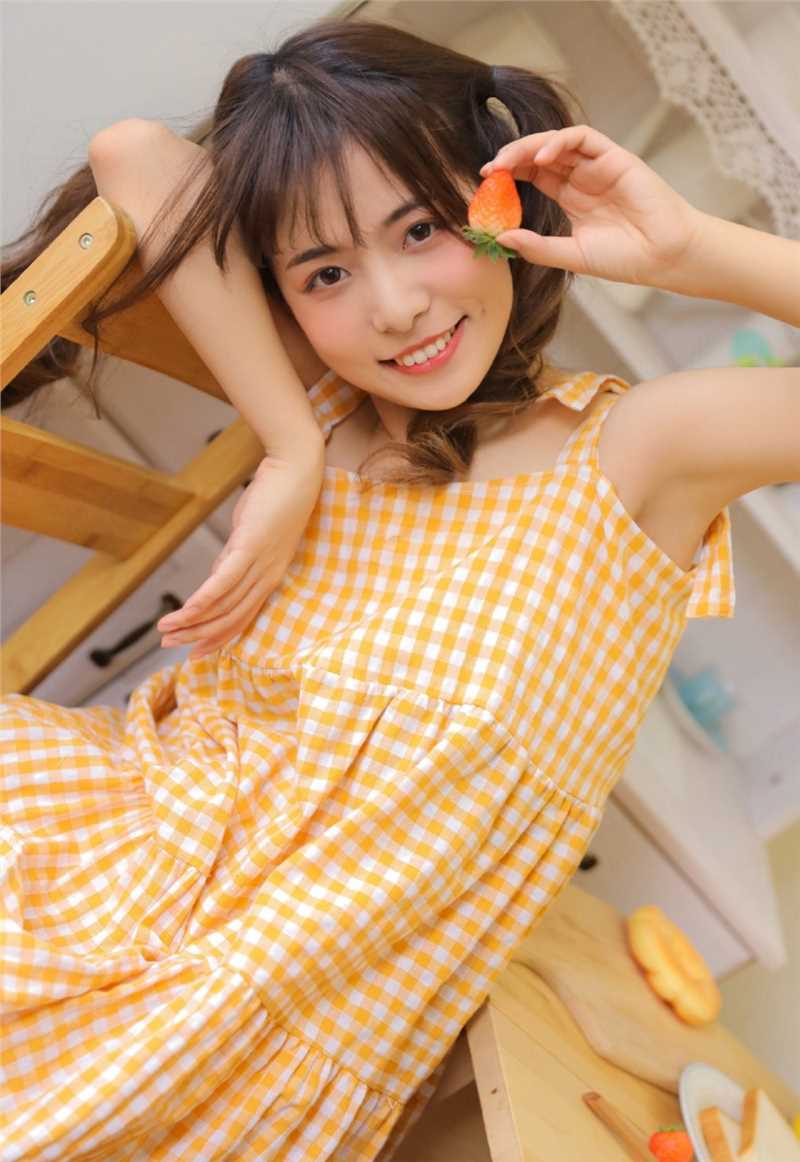 最全双马尾美女萝莉格子裙清纯可爱童颜养眼图片相册