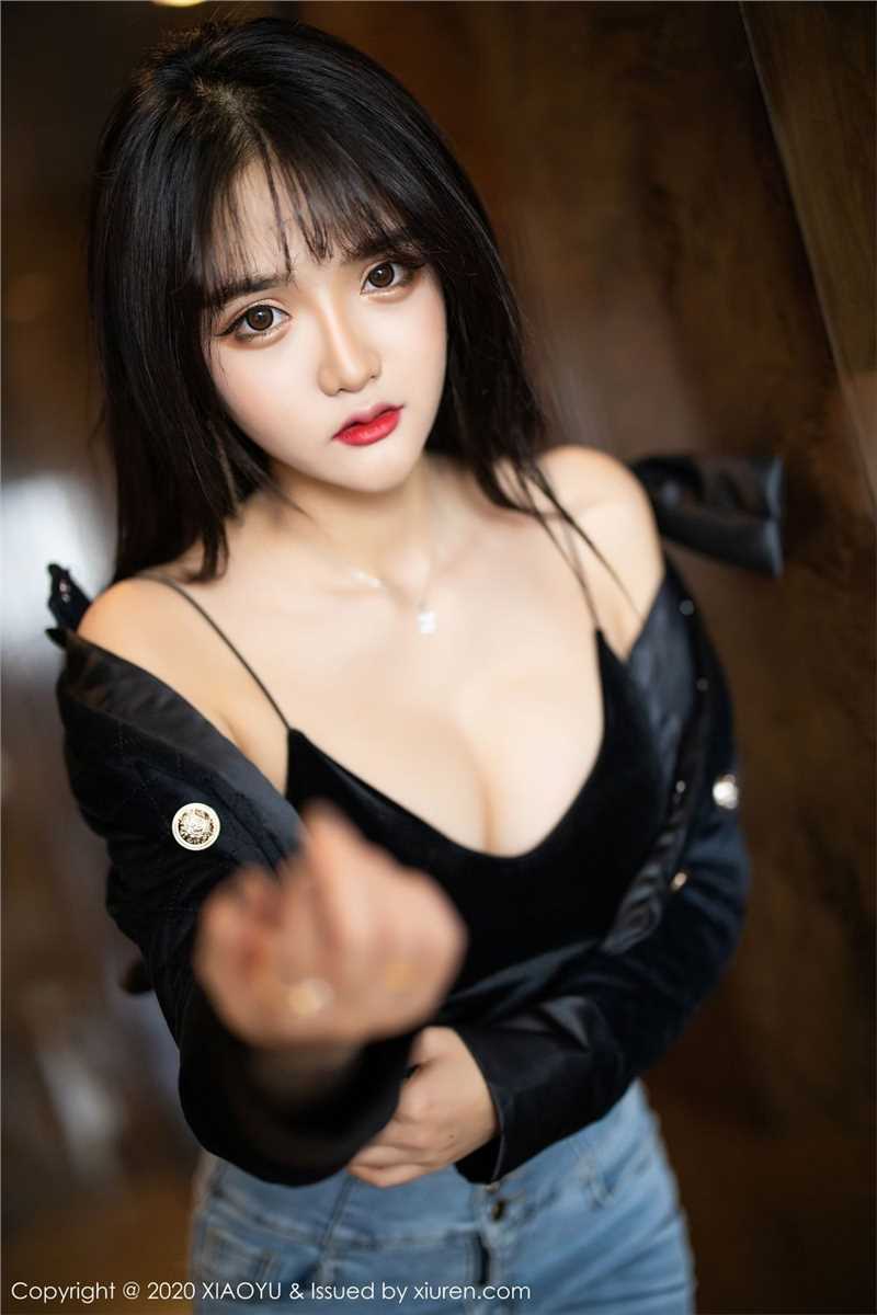 优质樱桃红唇甜美正妹椒乳娇软大长腿纤腰翘臀床上性感图片